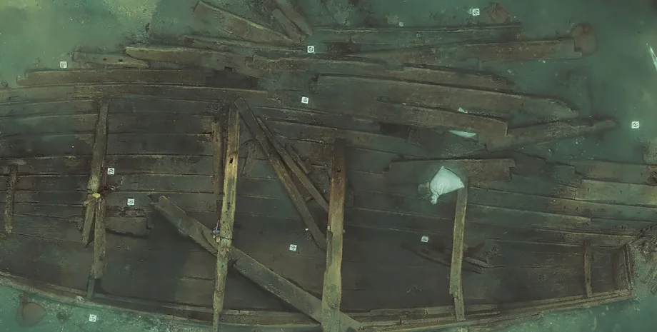 Ученые обнаружили ценные артефакты