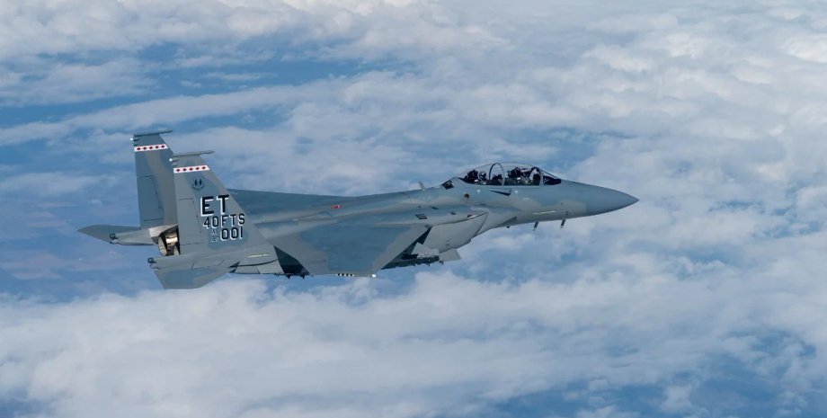 F-15 истребитель