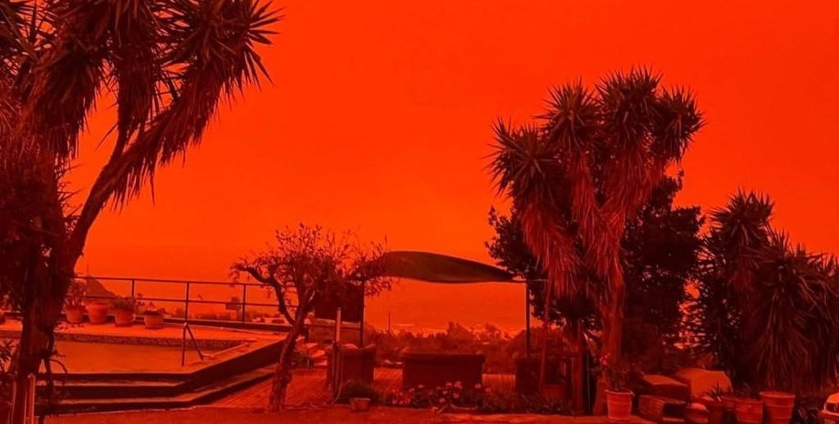 крит красная пыль из сахары